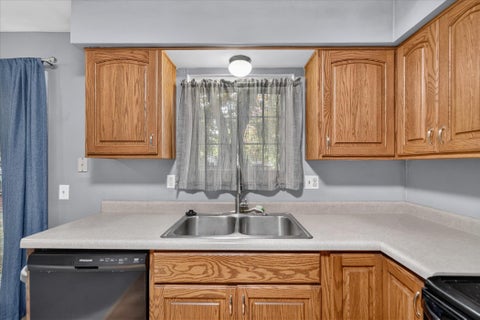 Tiny photo for 340 Oakwood Lane, Perry City, MI 48872 (MLS # 81026054565)
