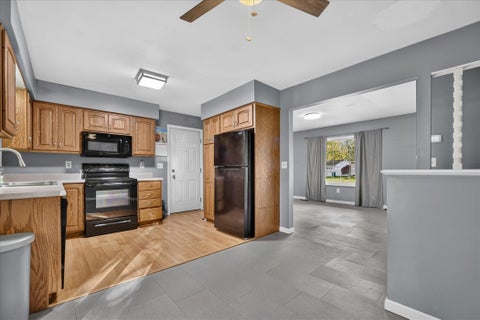 Tiny photo for 340 Oakwood Lane, Perry City, MI 48872 (MLS # 81026054565)