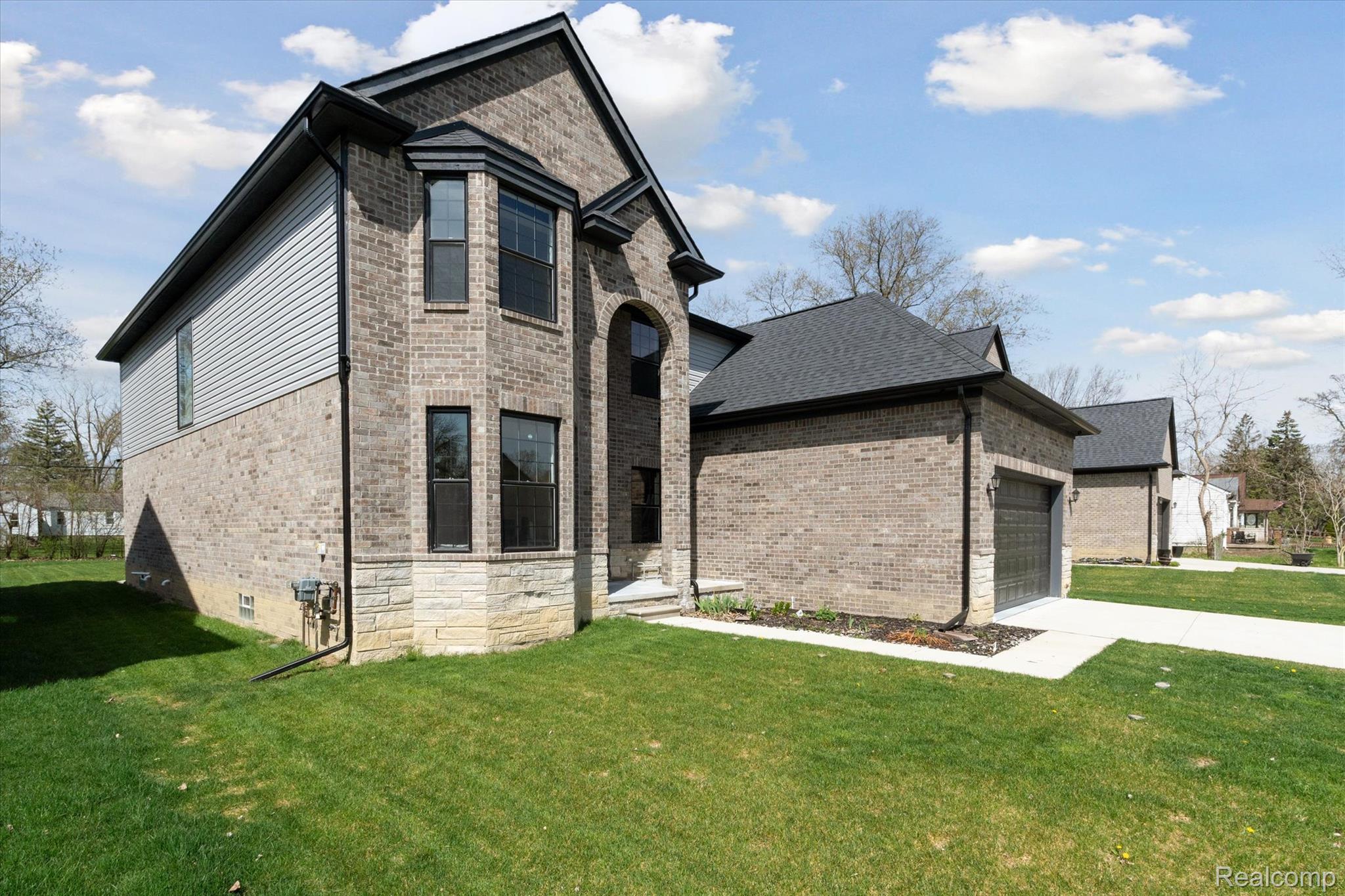 1843 KIRKTON Drive