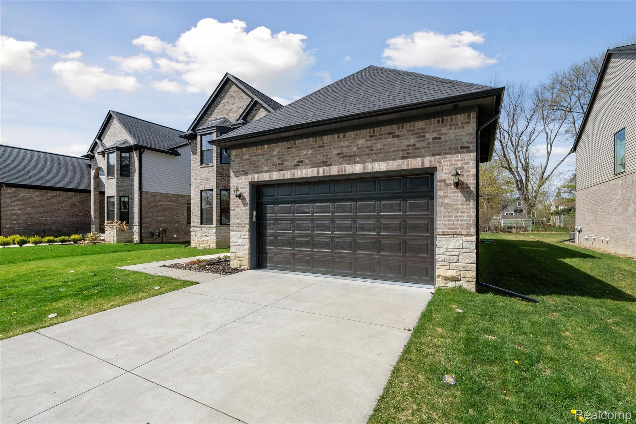 1843 KIRKTON Drive