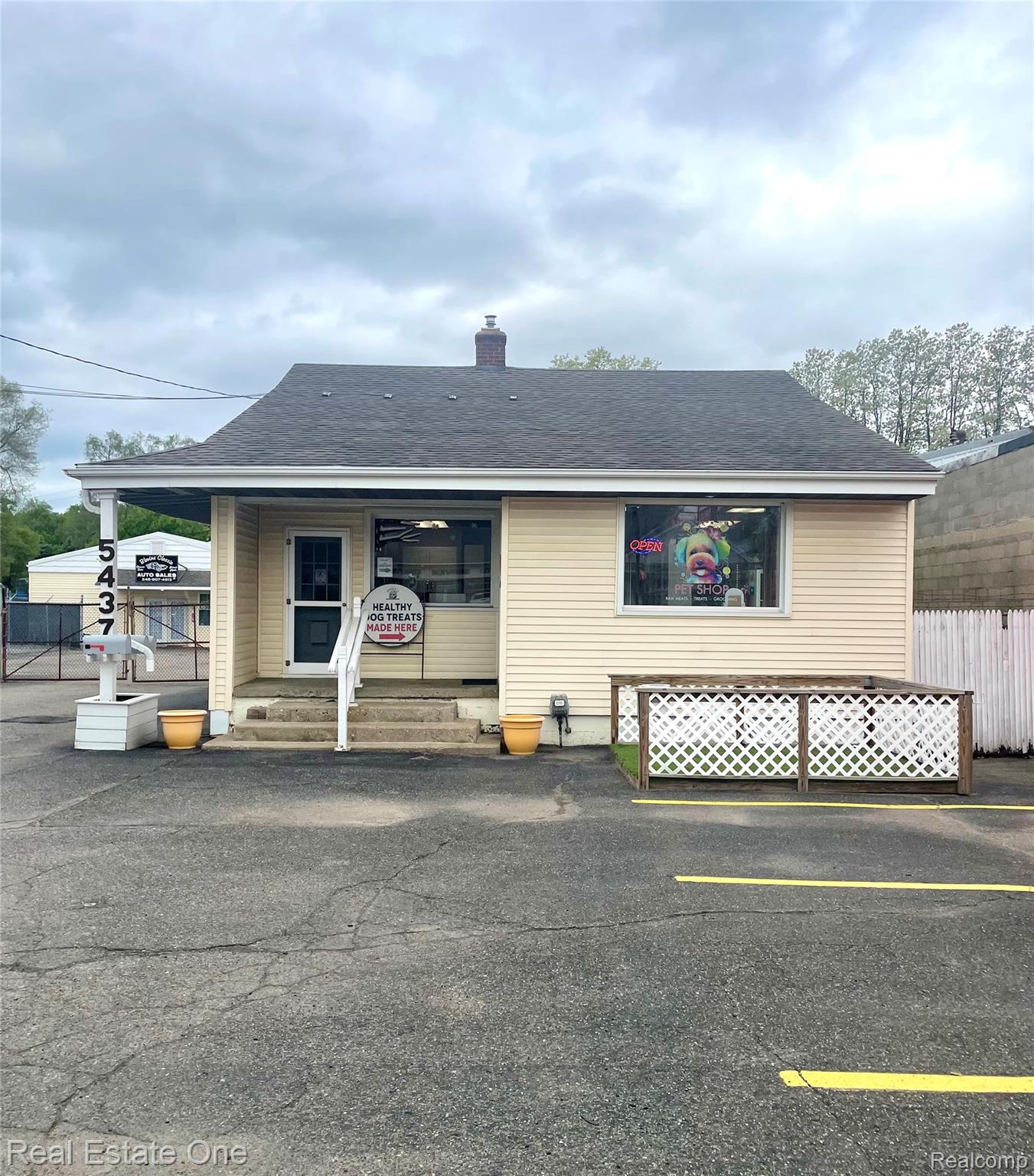 5437 Dixie Highway