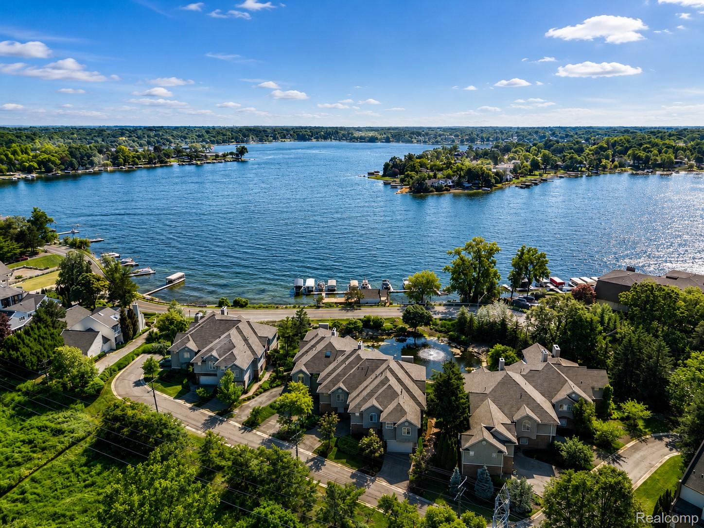 3782 PINE LAKE KNOLL Drive