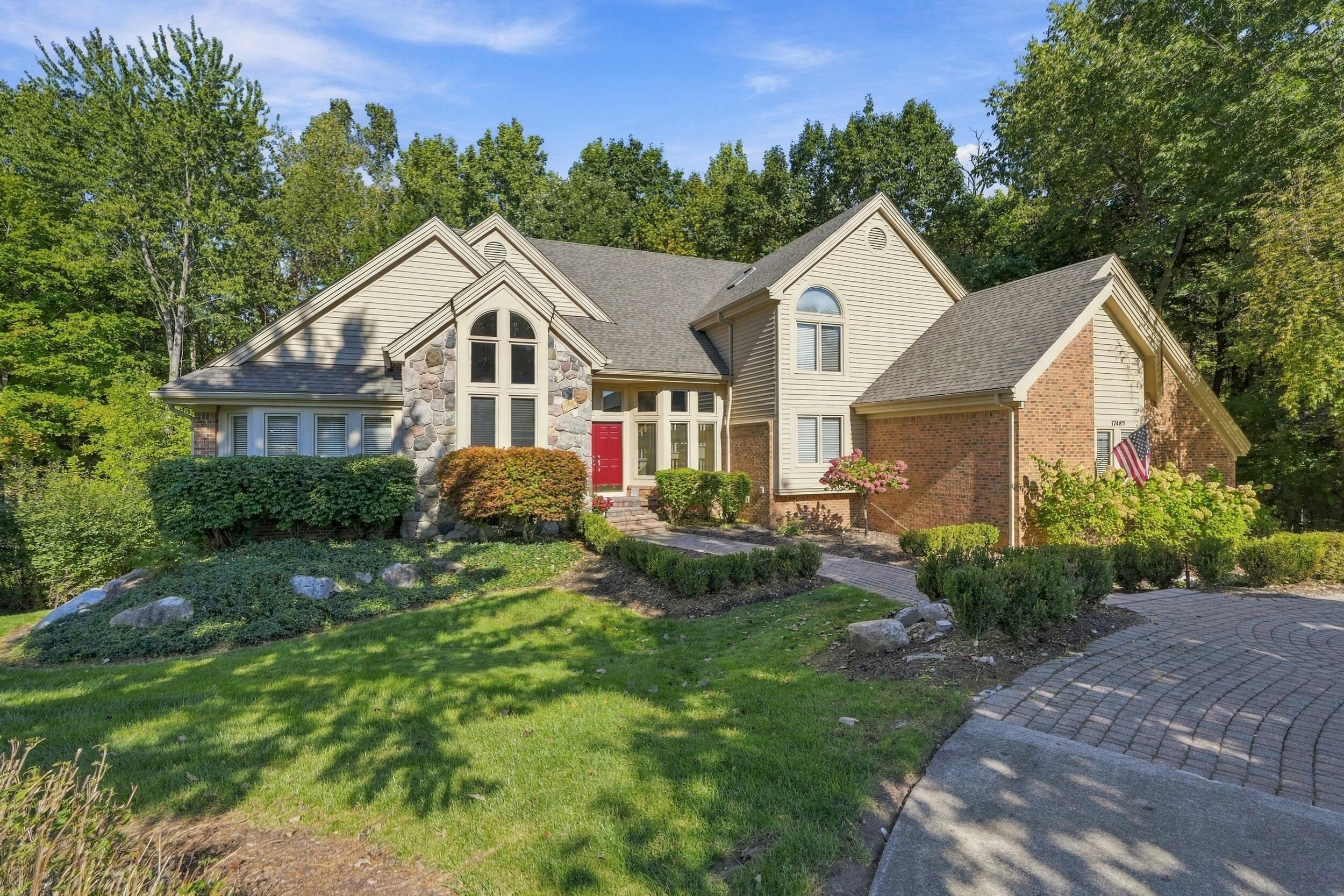 17467 Rolling Woods Circle