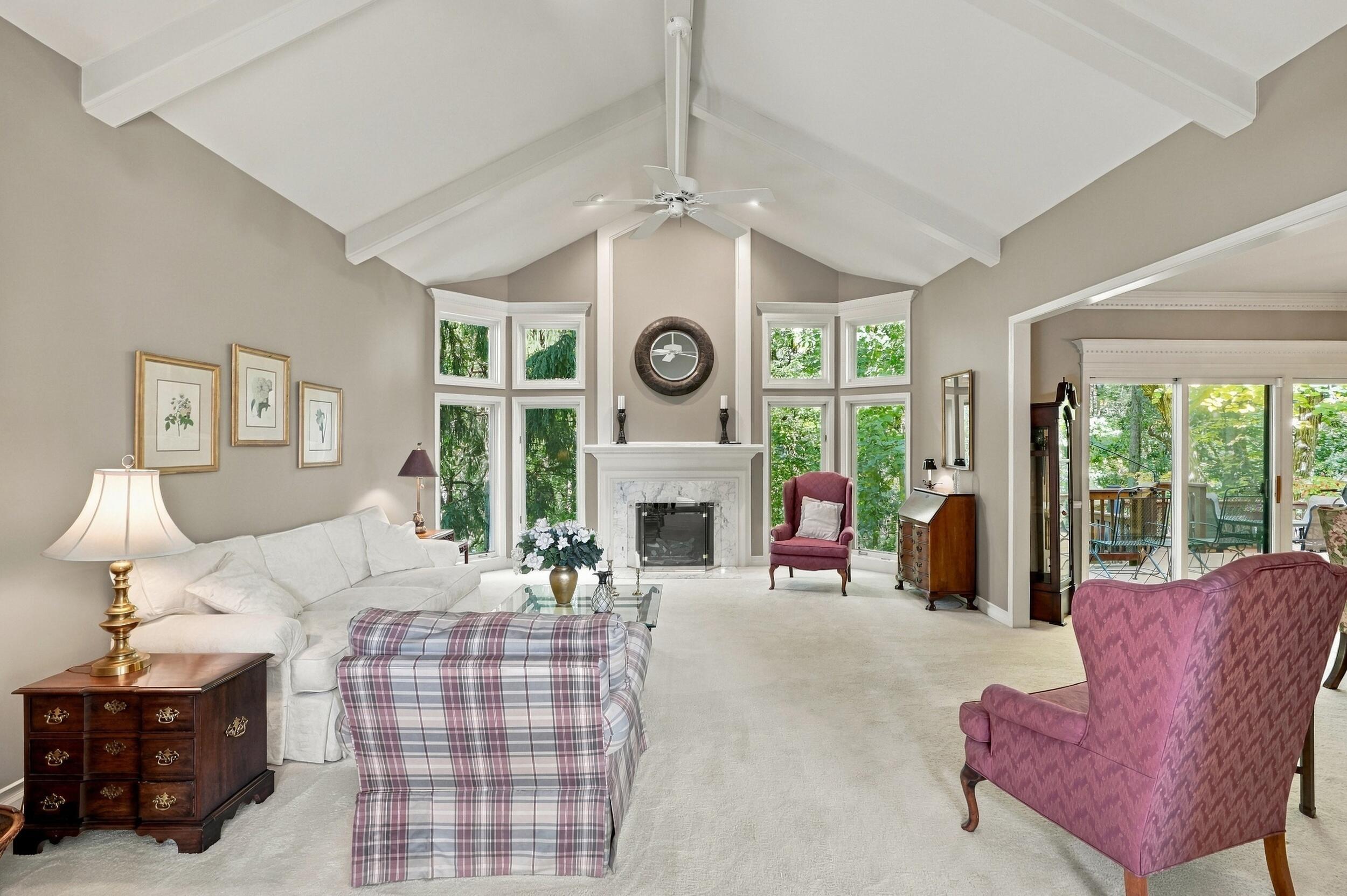 17467 Rolling Woods Circle