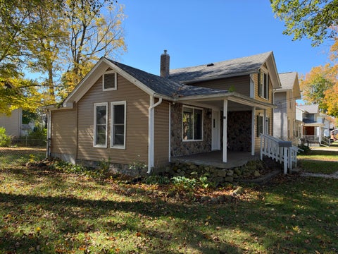 Tiny photo for 303 W Jackson Street, Bellevue Village, MI 49021 (MLS # 64026055766)