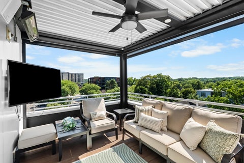Tiny photo for 121 W Kingsley Street #502, Ann Arbor, MI 48103 (MLS # 81026044099)