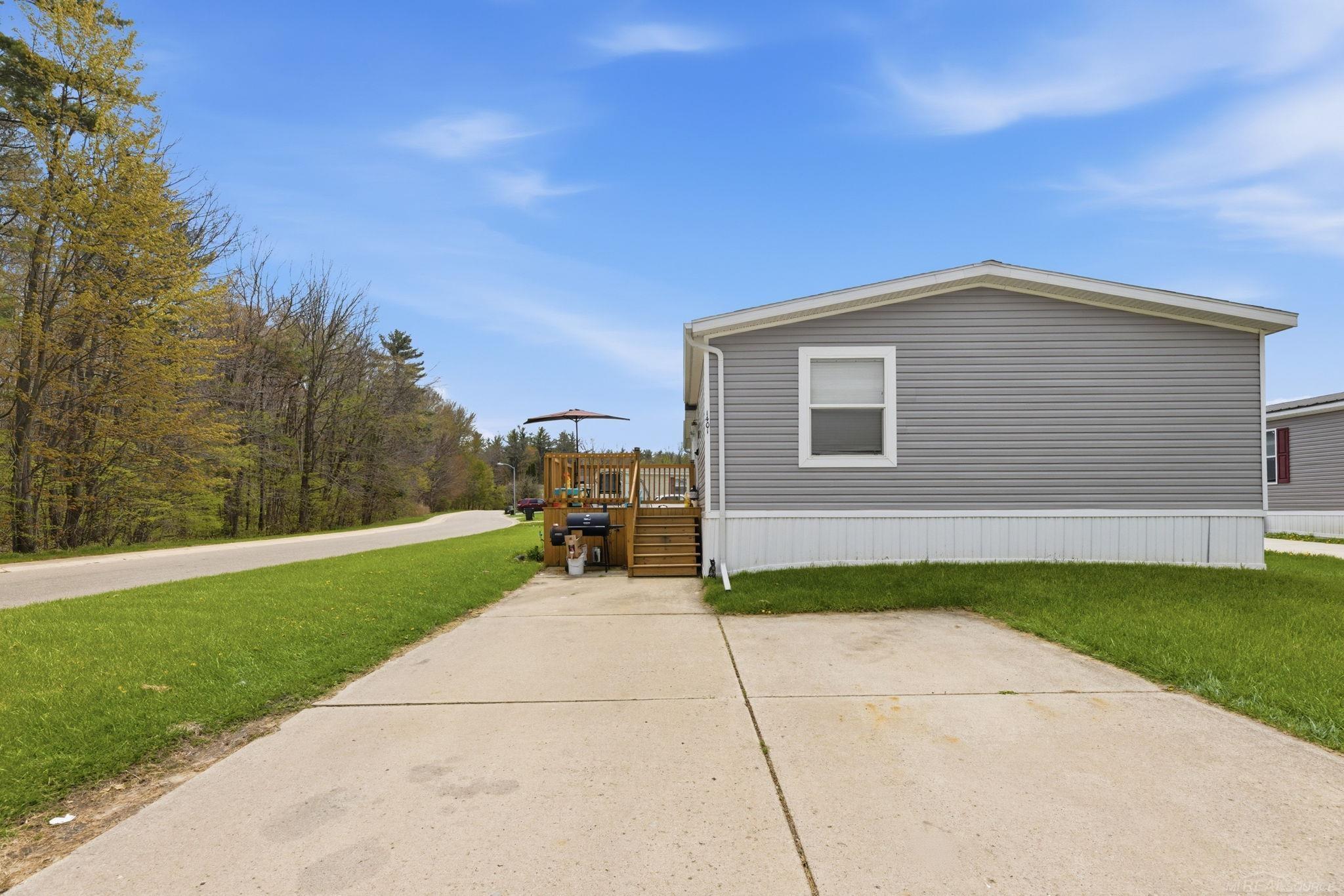1401 Juniper Court