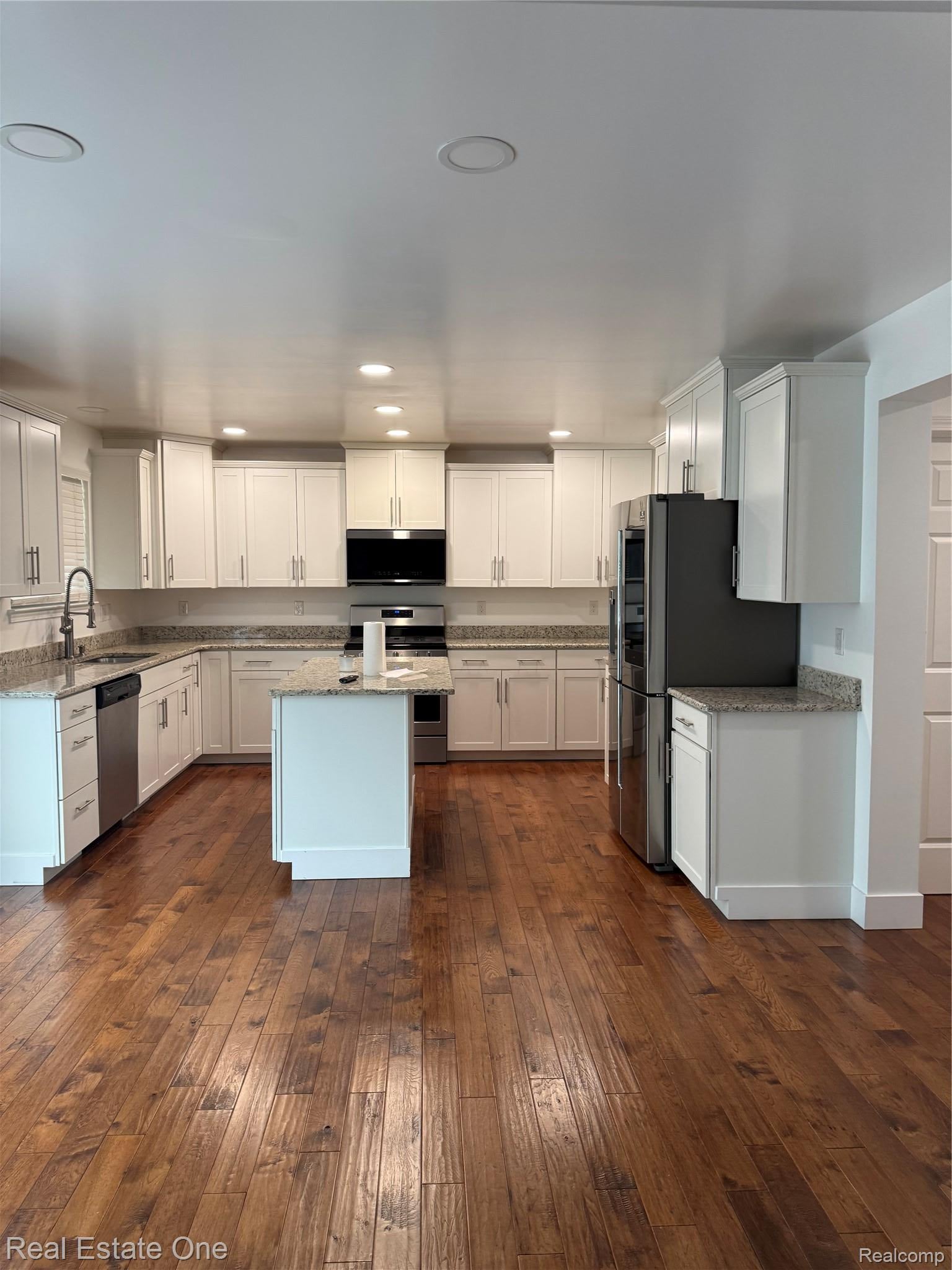 9163 White Tail Court