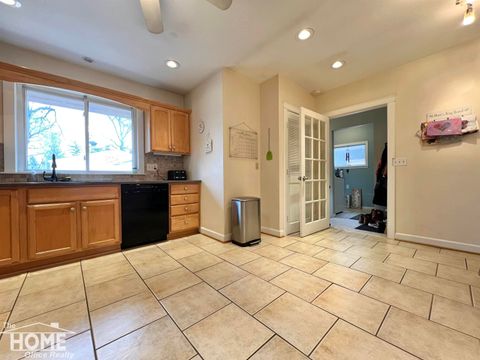 Tiny photo for 707 W King Street, Owosso City, MI 48867 (MLS # 5050203284)