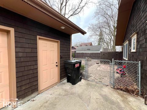 Tiny photo for 707 W King Street, Owosso City, MI 48867 (MLS # 5050203284)