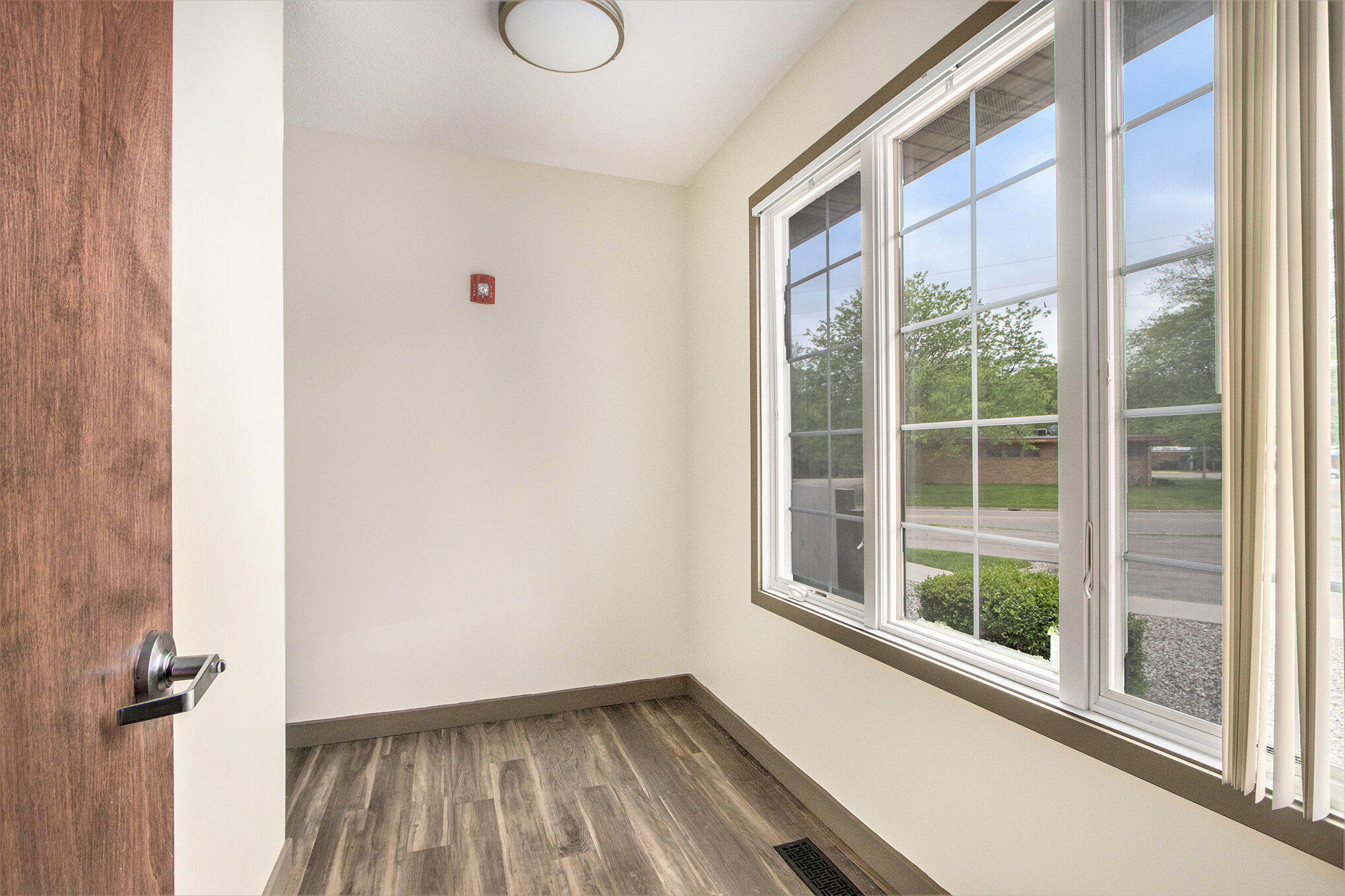 Battle Creek City, Michigan 49037, United States, ,3 BathroomsBathrooms,Commercial,Pending,134064