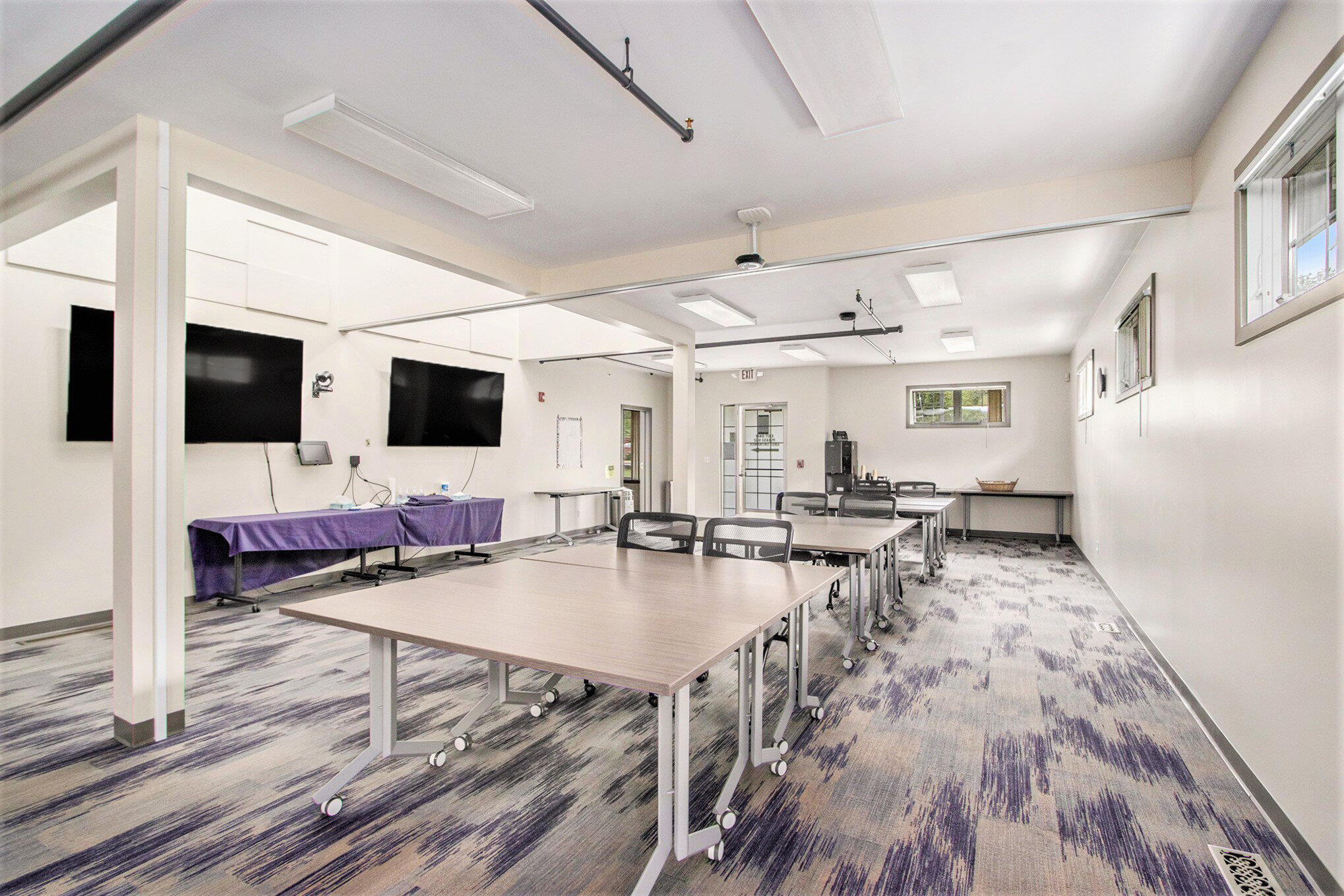 Battle Creek City, Michigan 49037, United States, ,3 BathroomsBathrooms,Commercial,Pending,134064