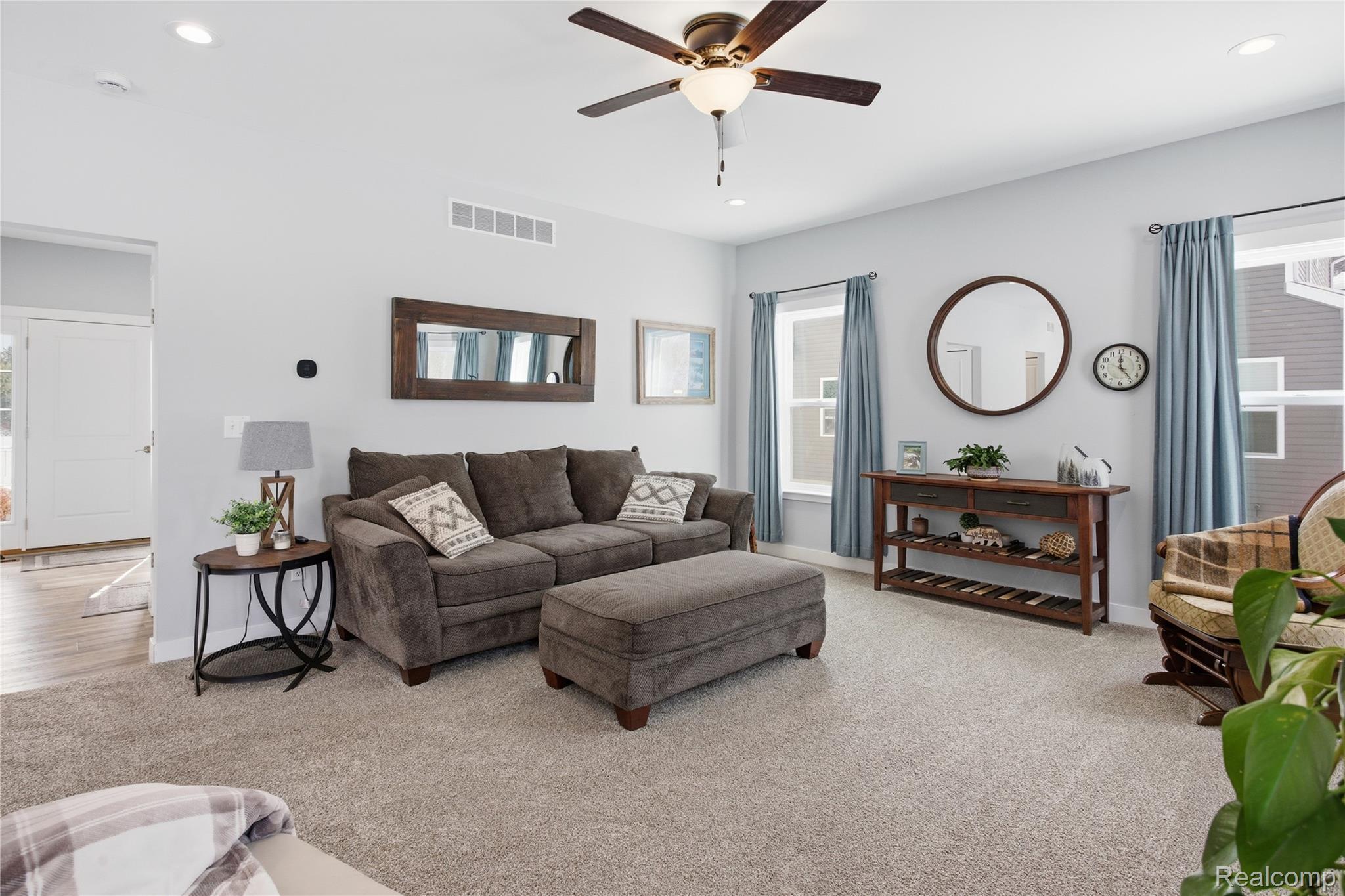 6275 Summerbrooke Circle