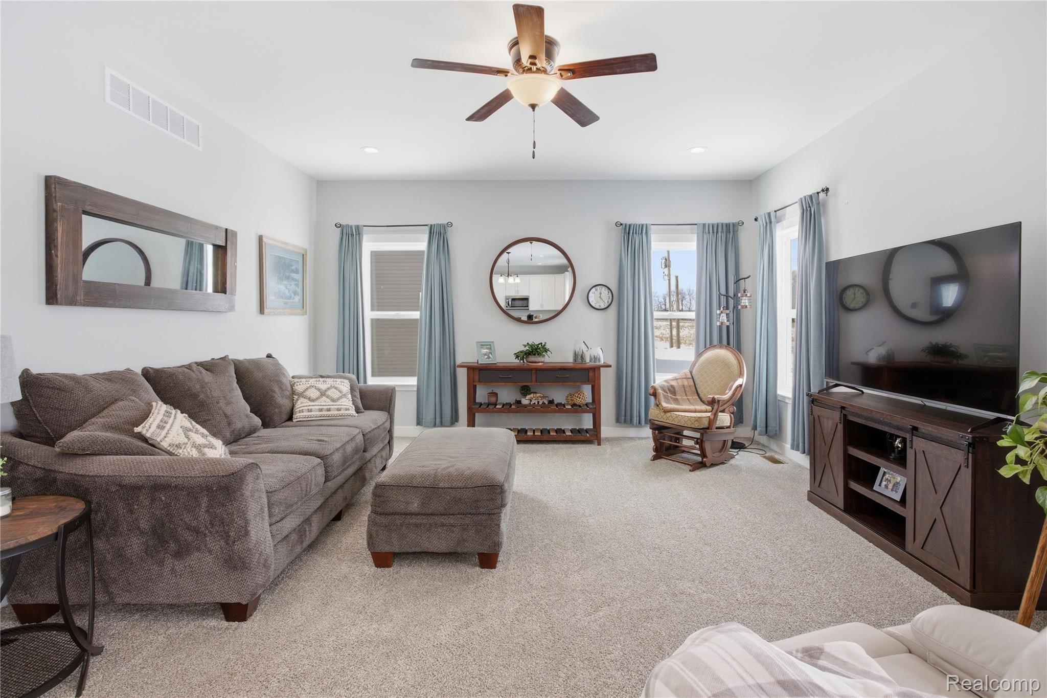 6275 Summerbrooke Circle