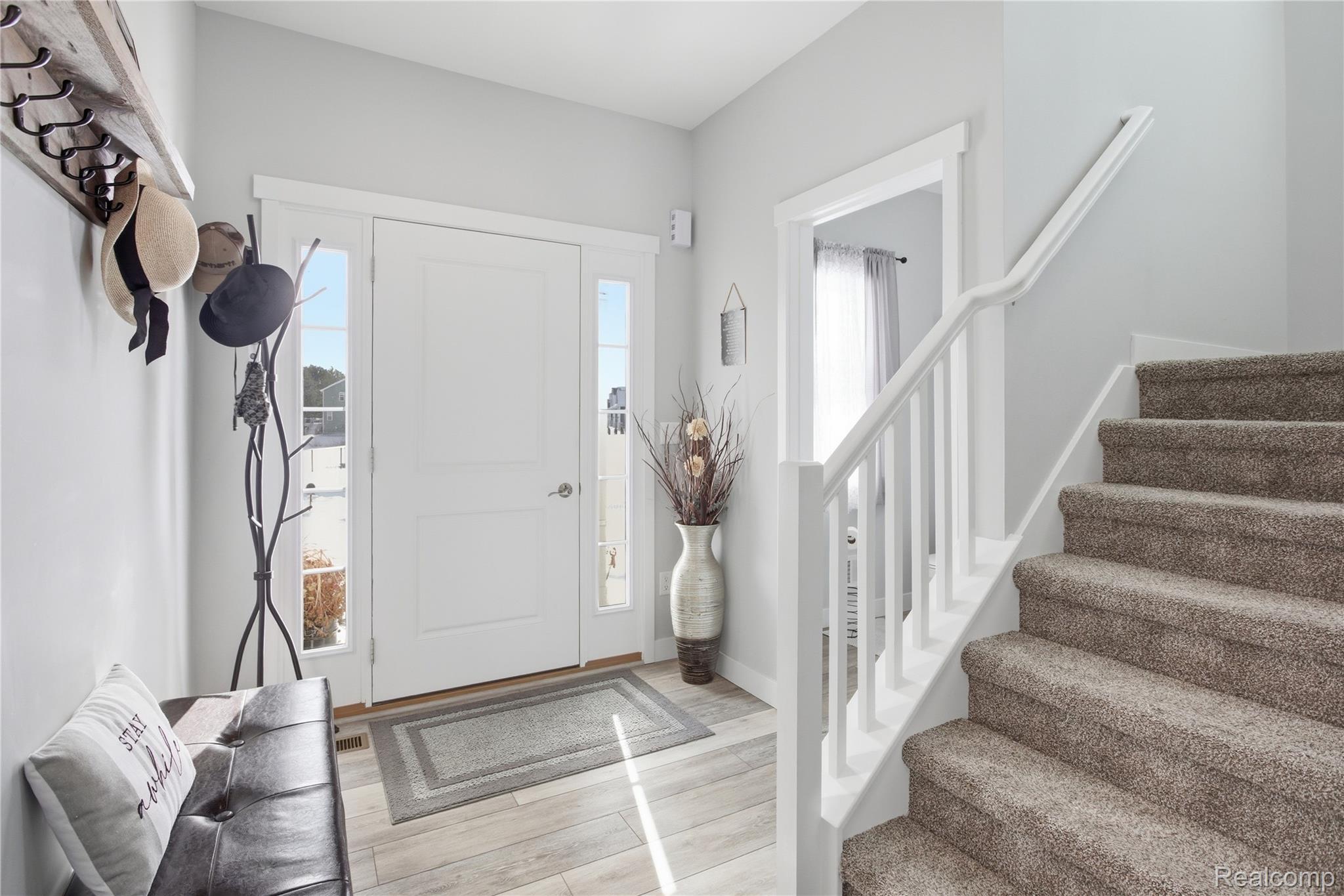 6275 Summerbrooke Circle