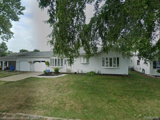 30726 ADAMS DR, GIBRALTAR, MI 48173 - Image e5d9cbc636c99be7debef0ebcbf48d91/2914602823