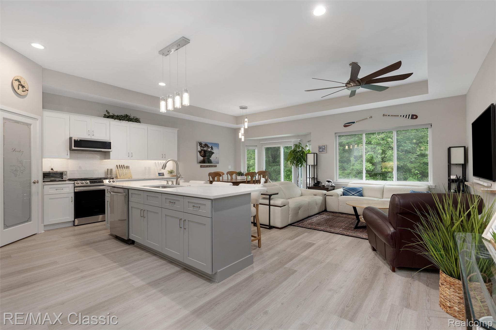 47031 Brookview Drive