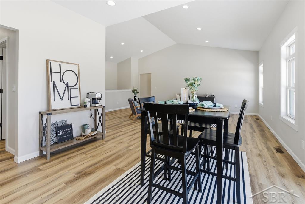 4521 E Crossroads Drive