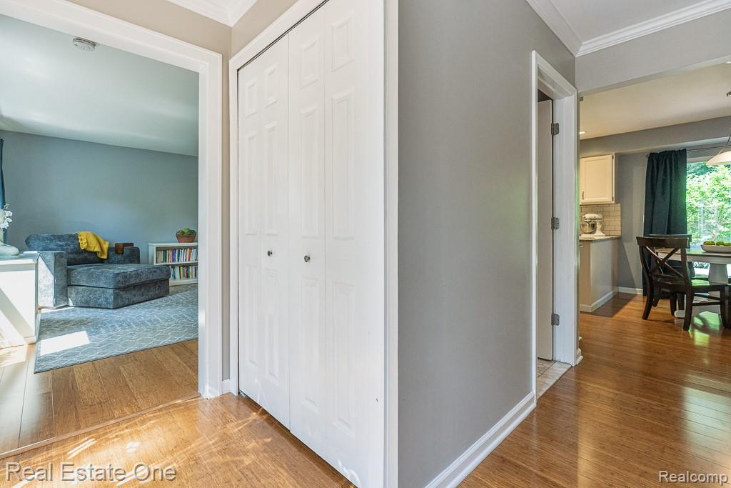 2200 N Fairview Lane