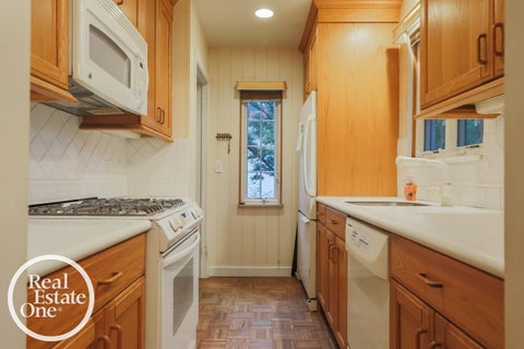 Tiny photo for 855 Loraine Street, Grosse Pointe City, MI 48230 (MLS # 58050223678)