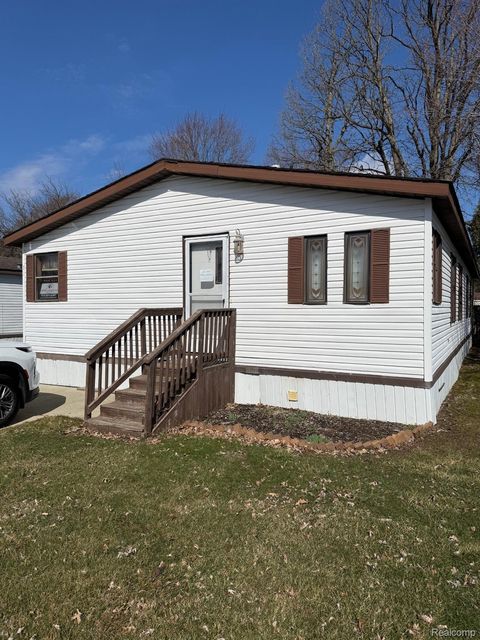 71 Valley Drive Swartz Creek City MI 48473