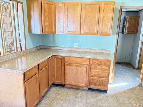 Tiny photo for 71 Valley Drive, Swartz Creek City, MI 48473 (MLS # 20261016170)