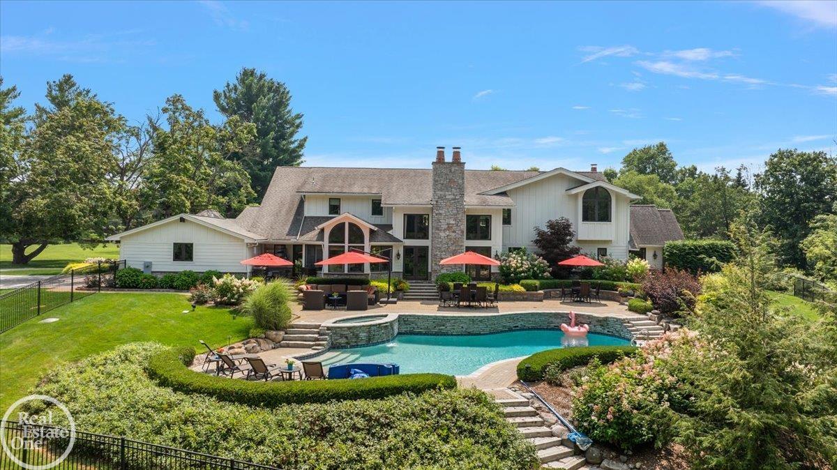 2660 W Buell Road