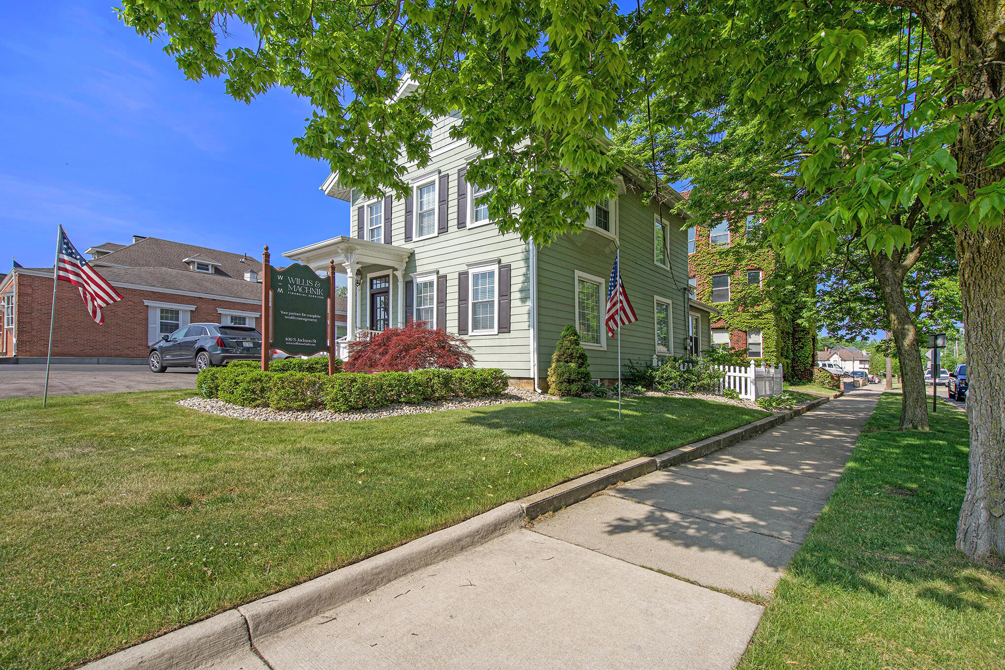 400 S Jackson Street