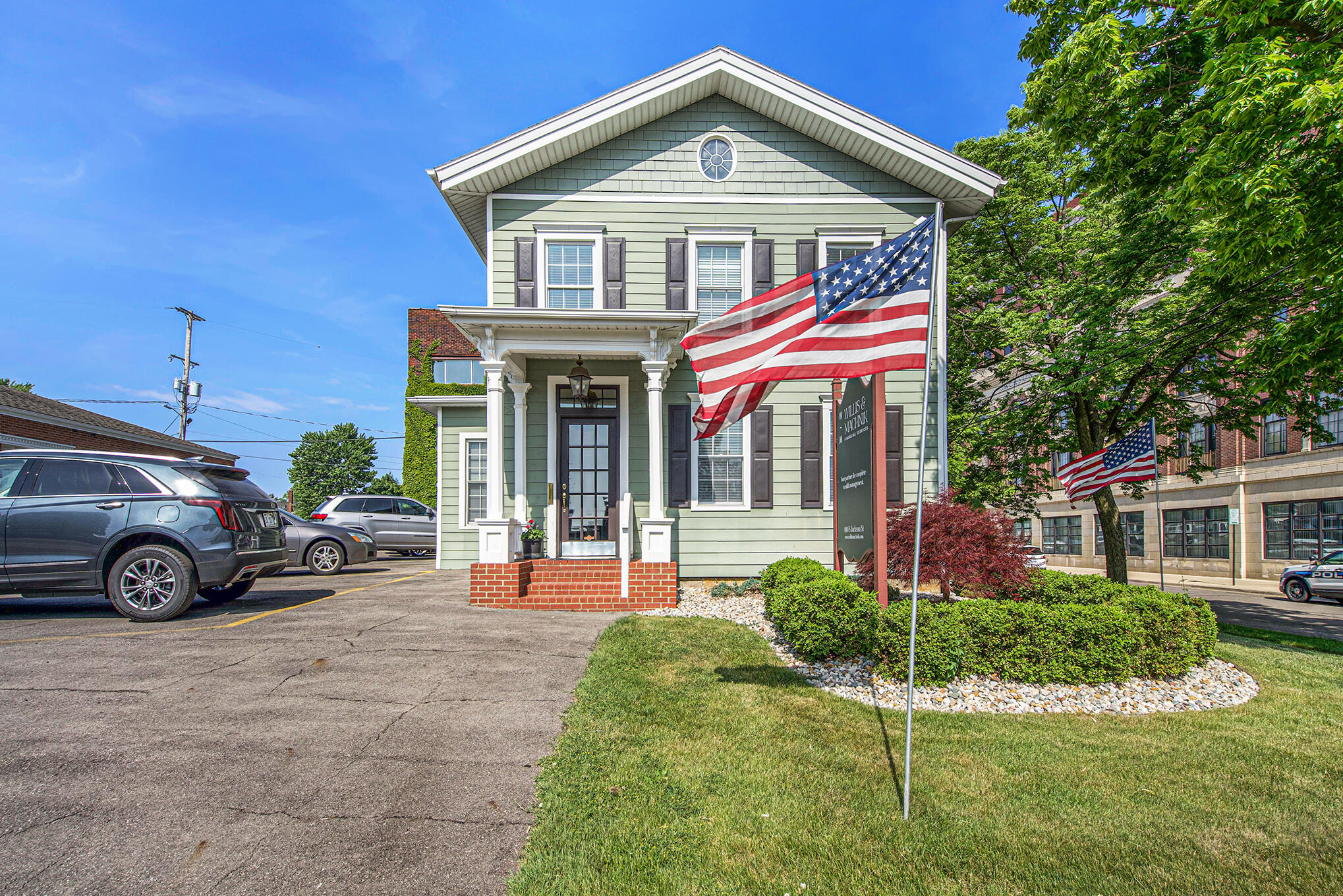 400 S Jackson Street