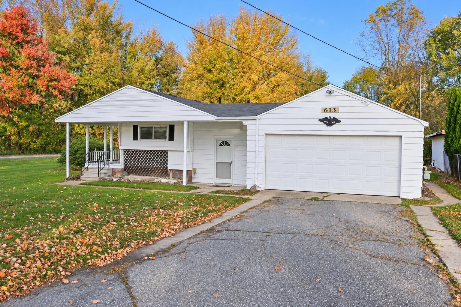 613 S Main