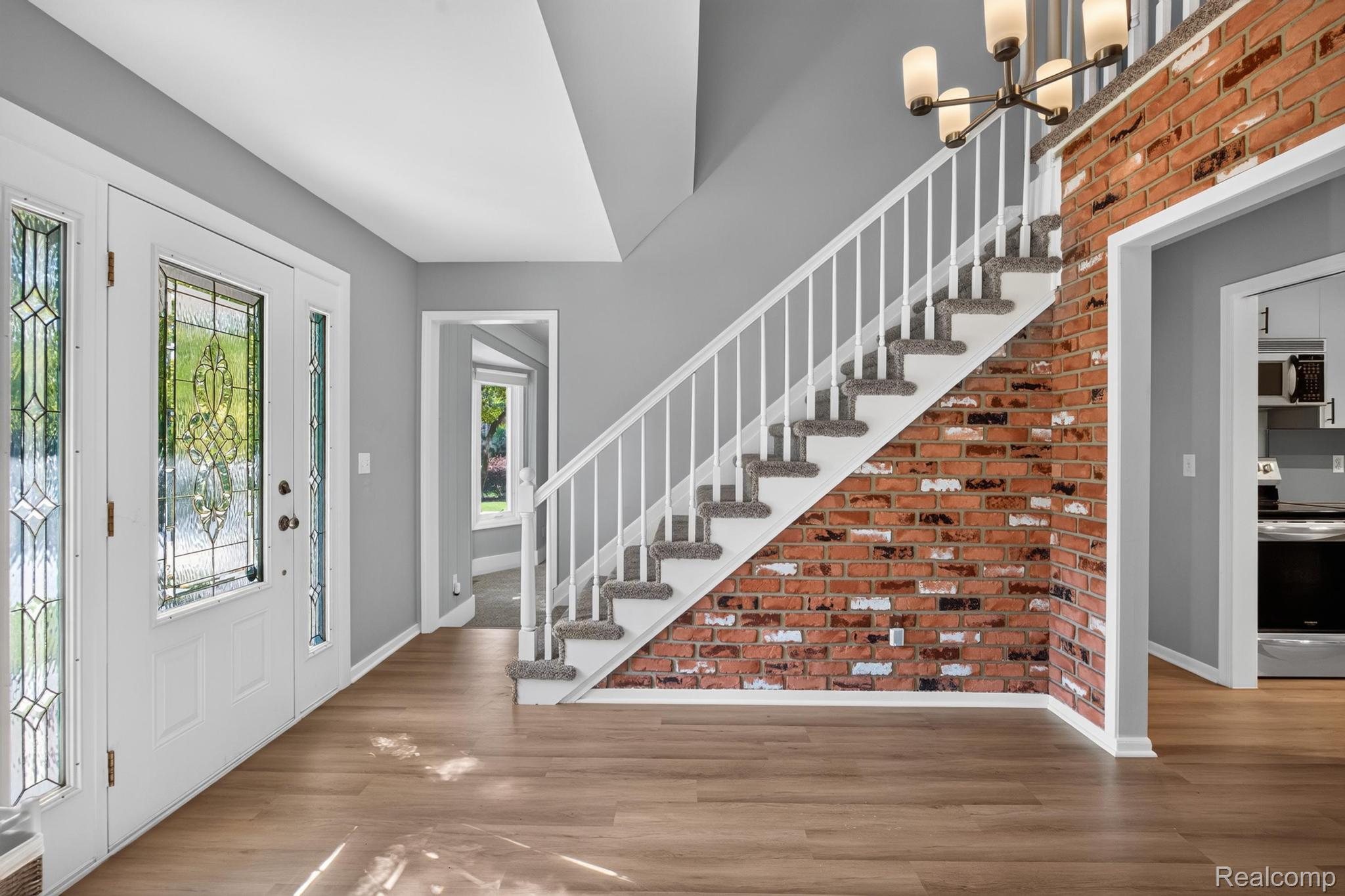 5476 Van Ness Drive