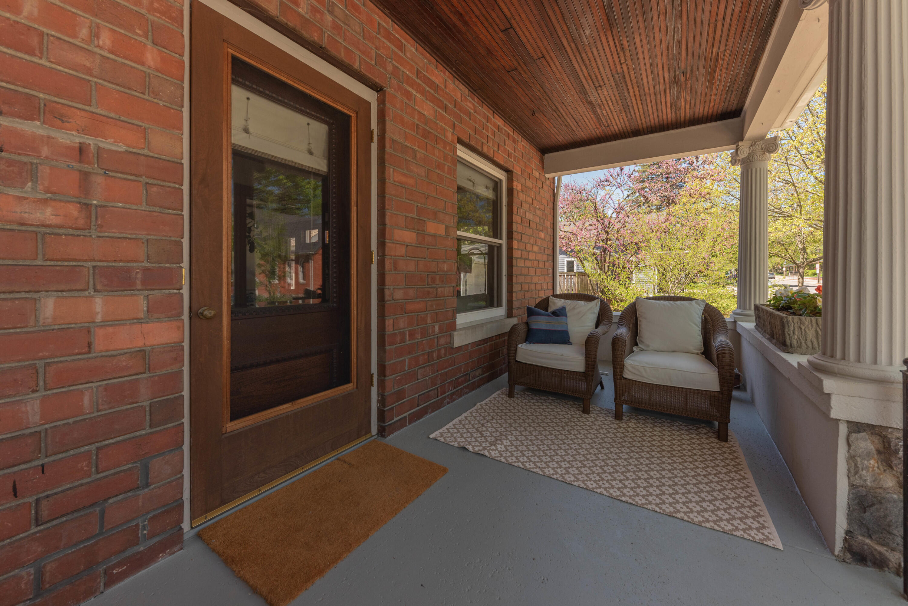 511 W Jefferson Street