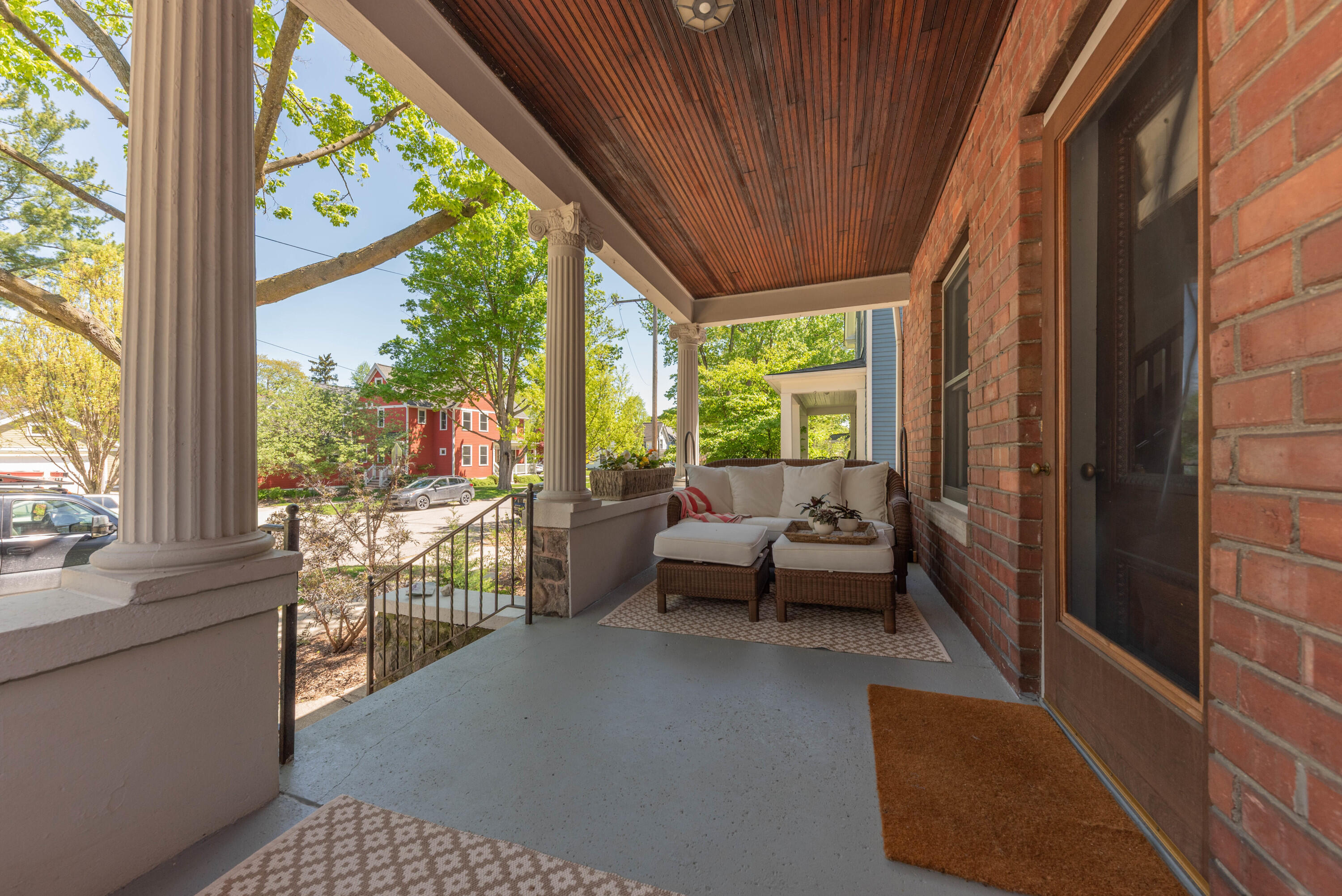 511 W Jefferson Street