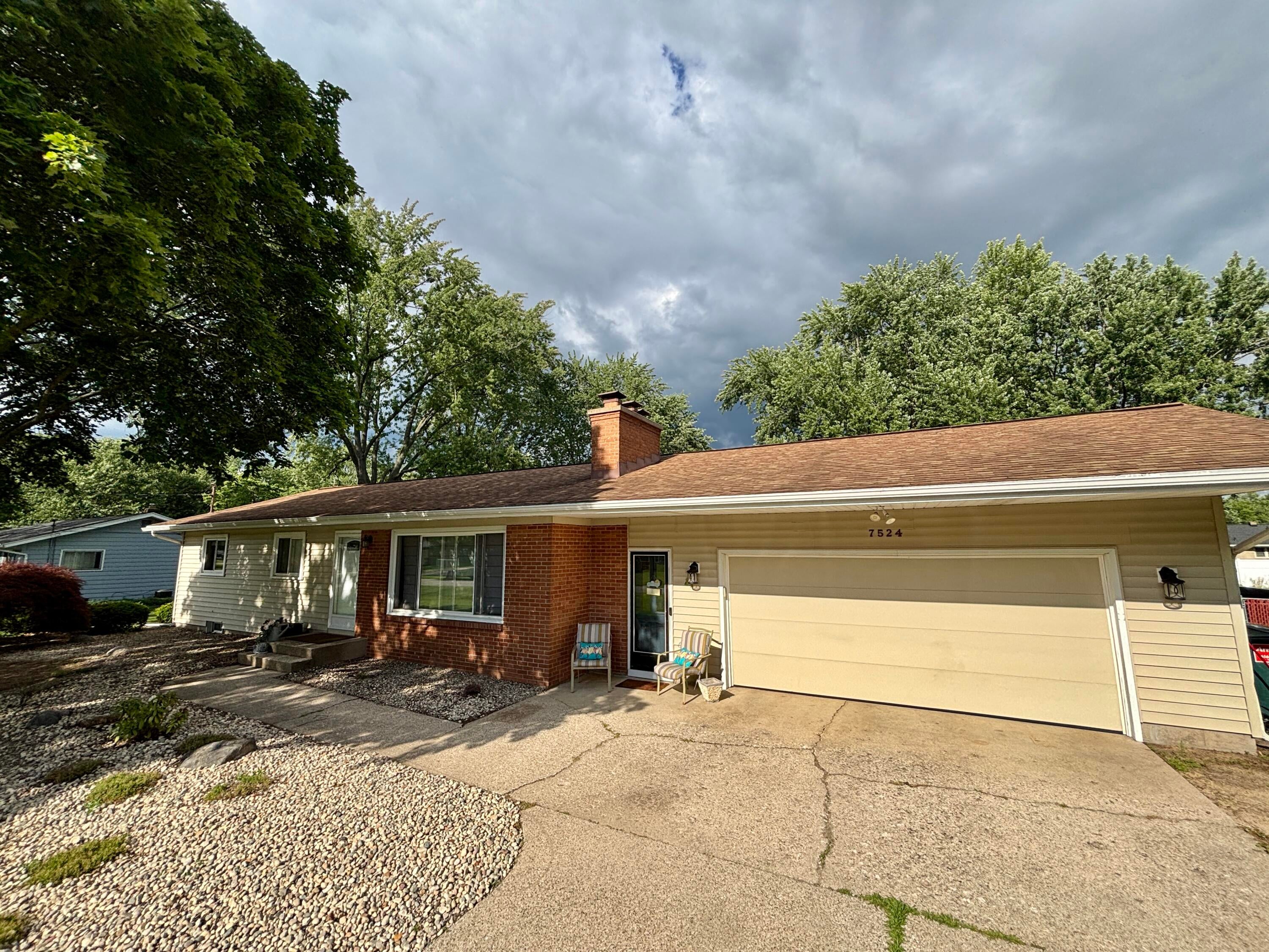 7524 Cherry Avenue
