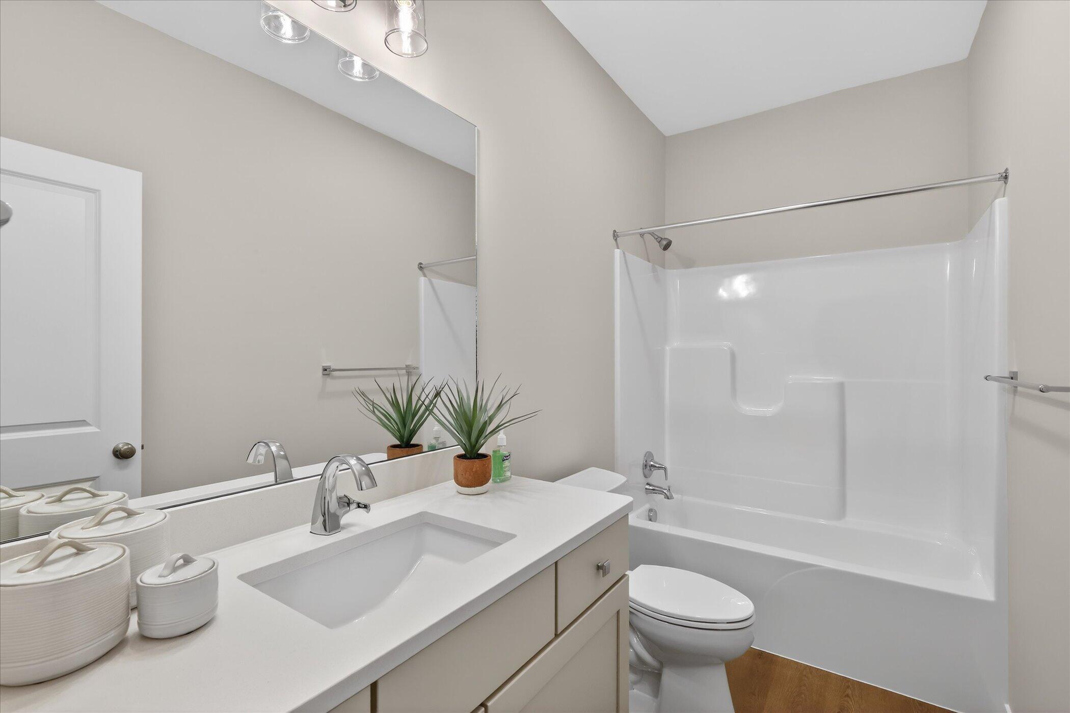 14323 Bridgeview Pointe