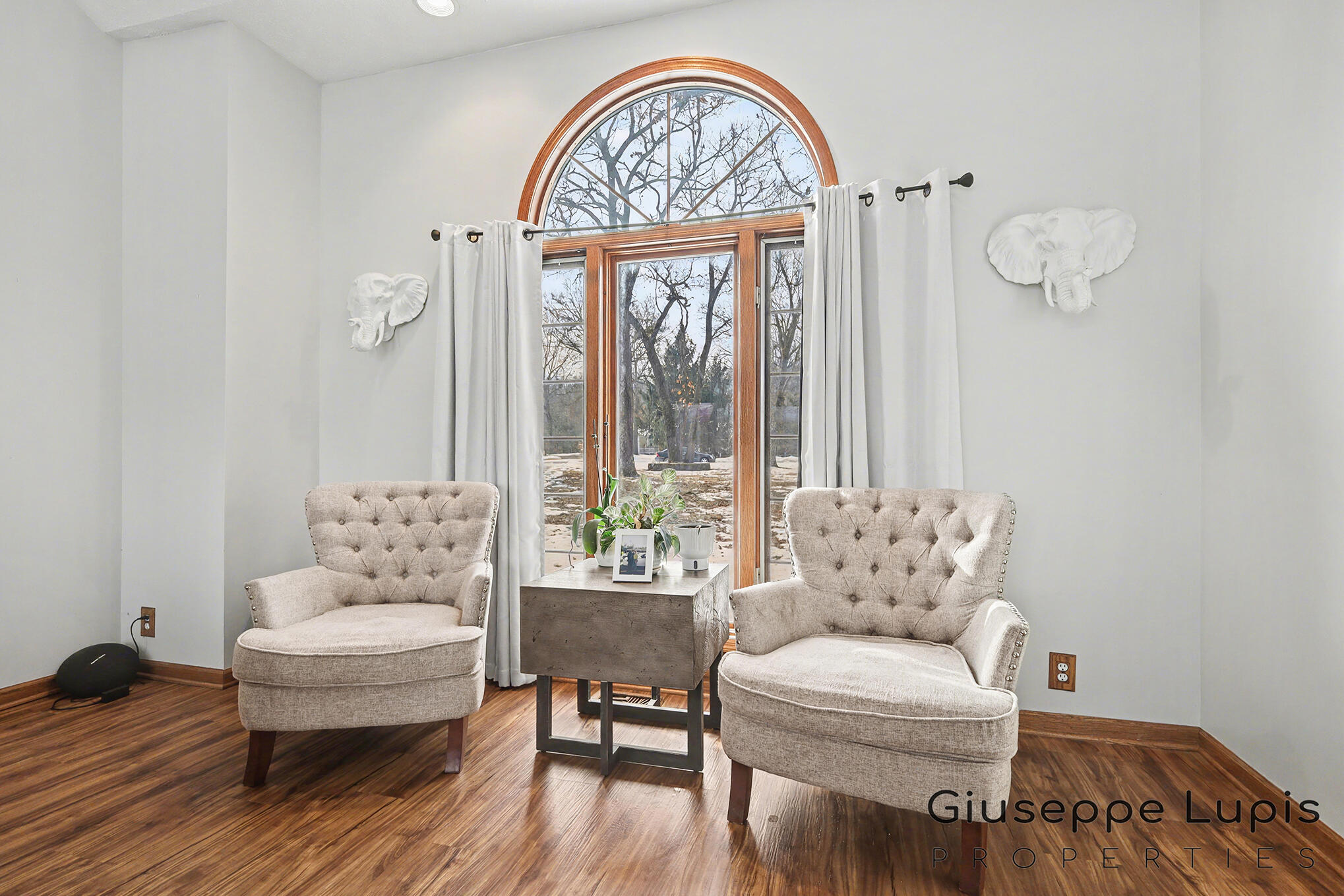 10999 Sandy Oak Trail