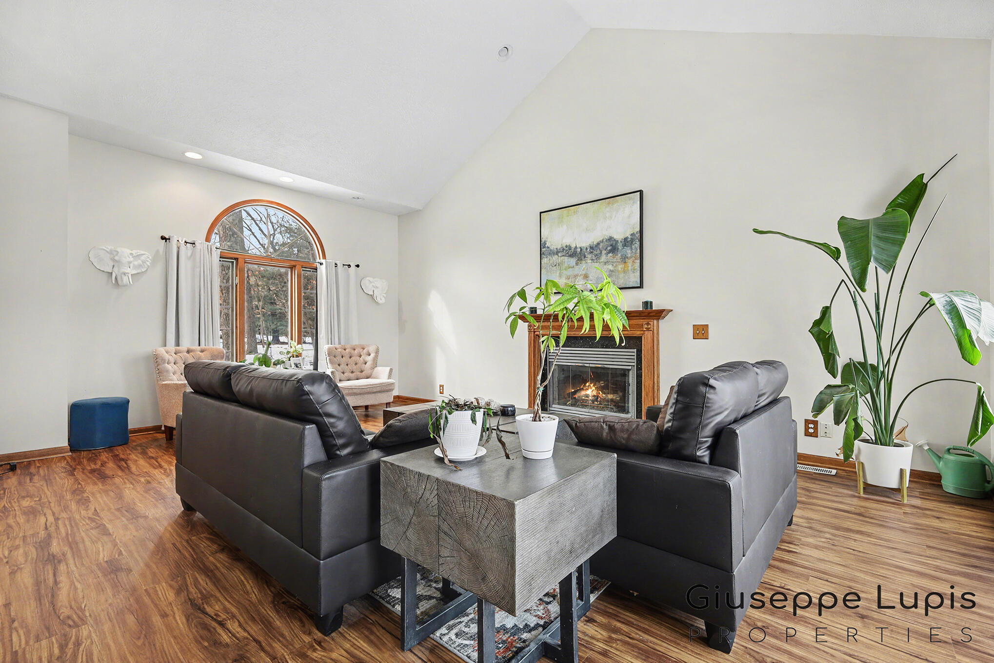 10999 Sandy Oak Trail