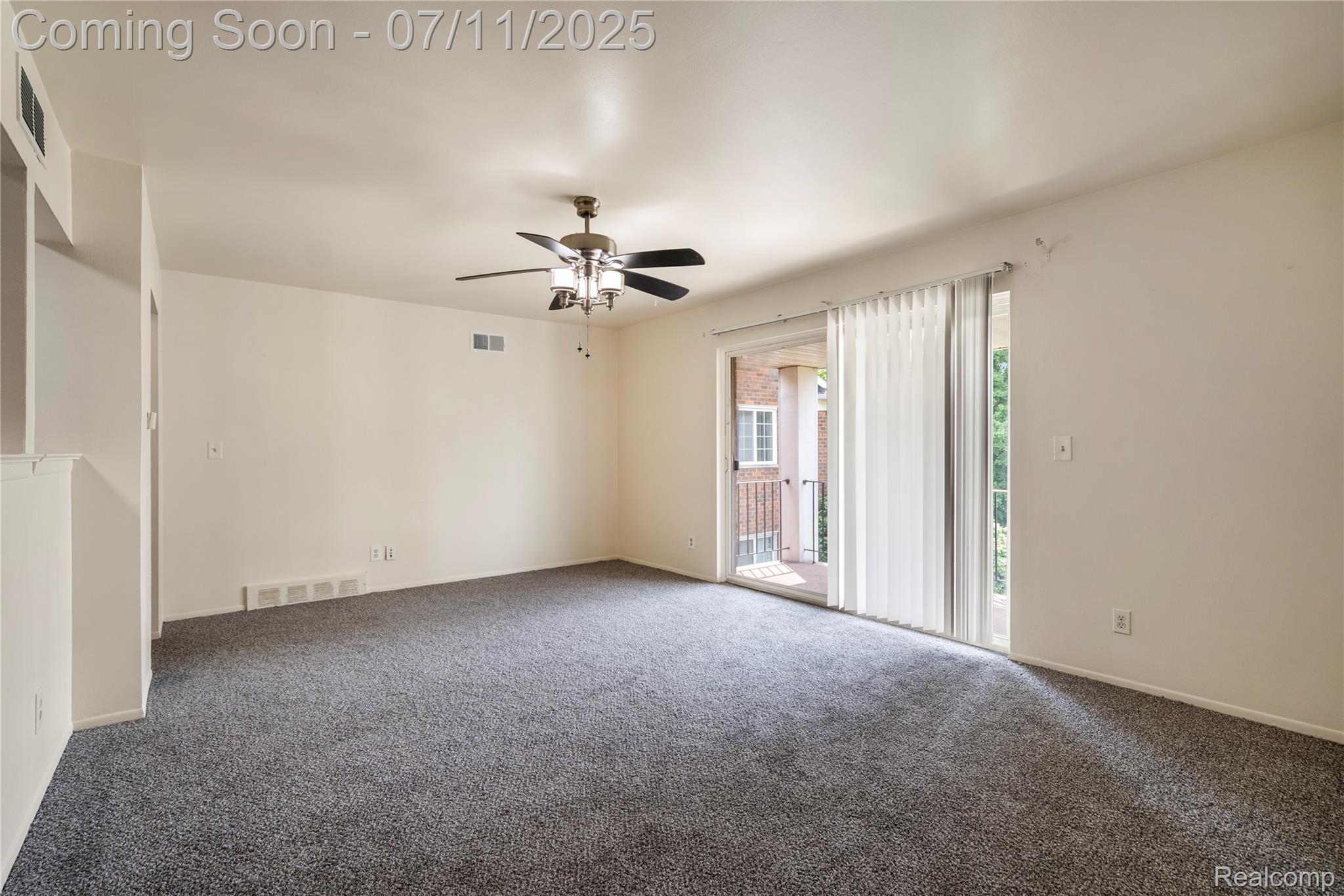 25300 Shiawassee Circle 204