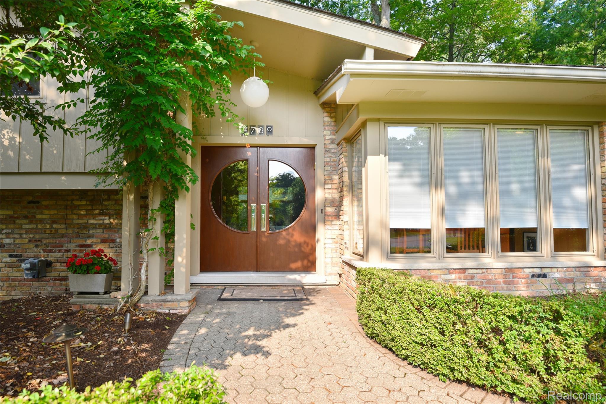 4780 Pickering Road