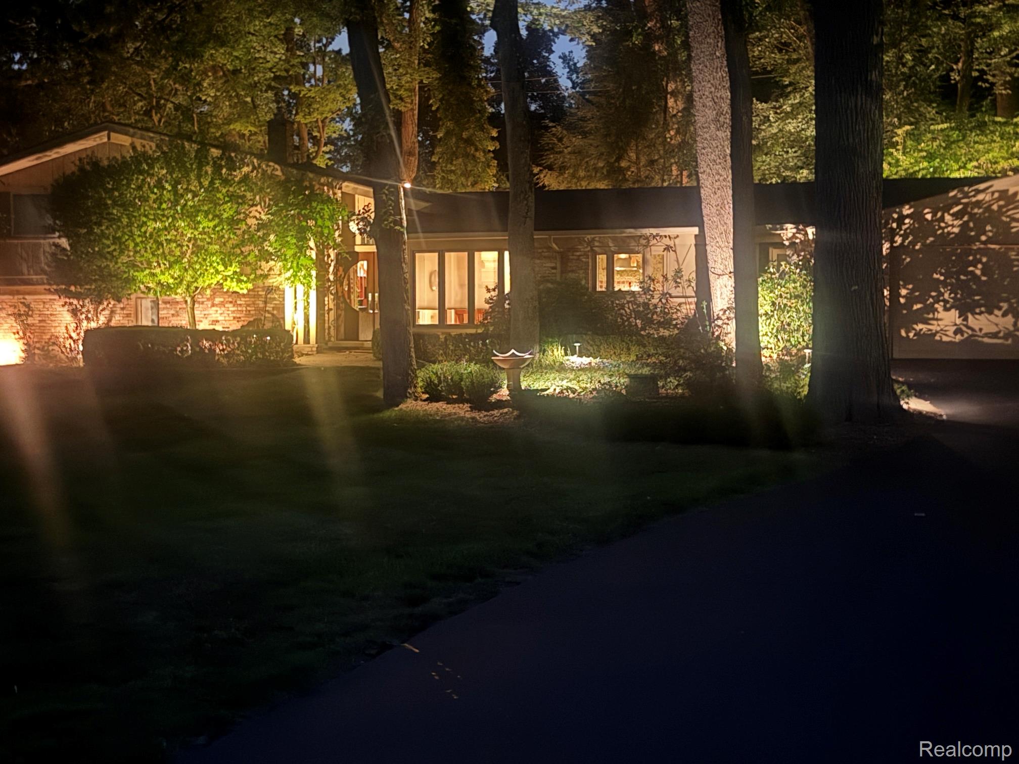 4780 Pickering Road