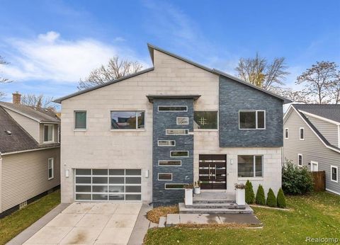 211 N Washington Avenue Royal Oak City MI 48067