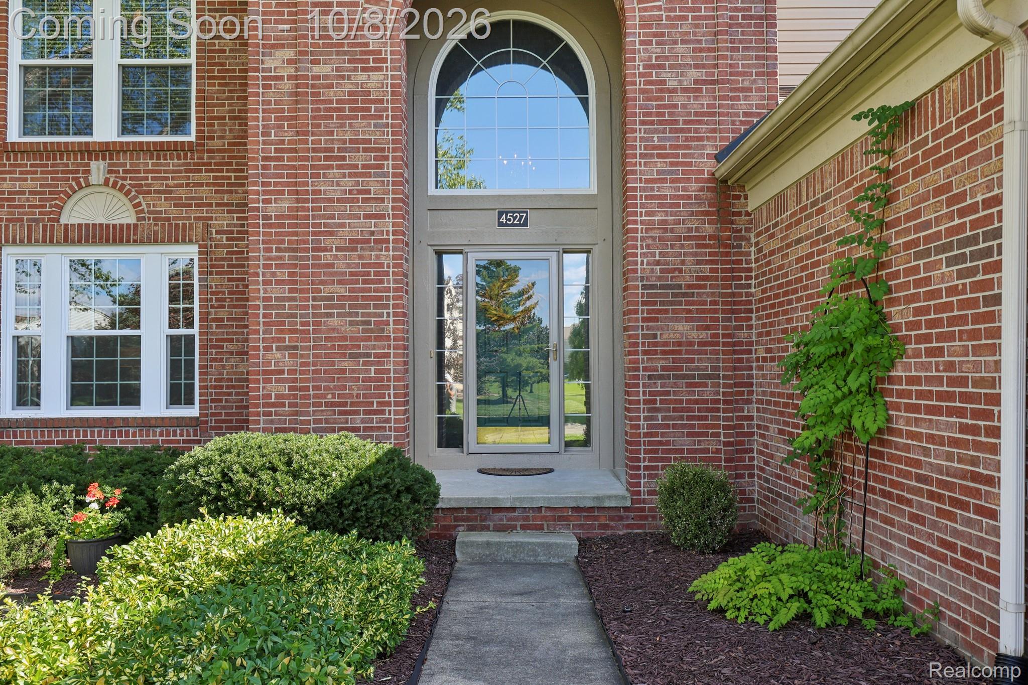 4527 Timberline Drive