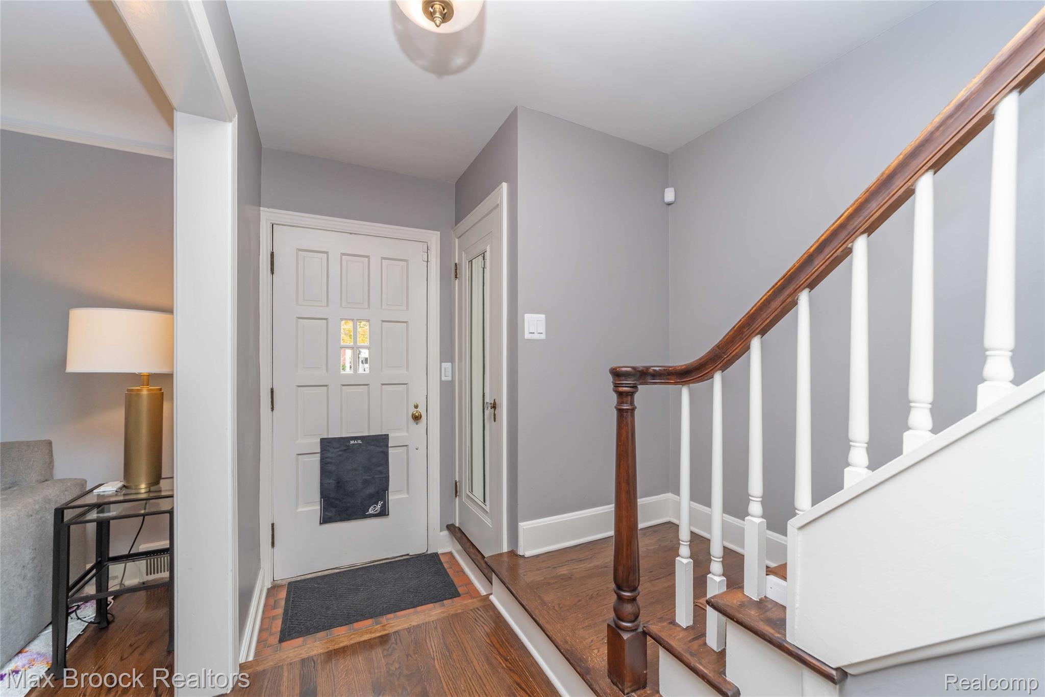 2432 Maplewood Avenue