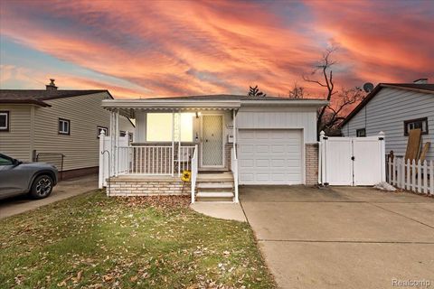 2091 Morris Avenue Lincoln Park City MI 48146