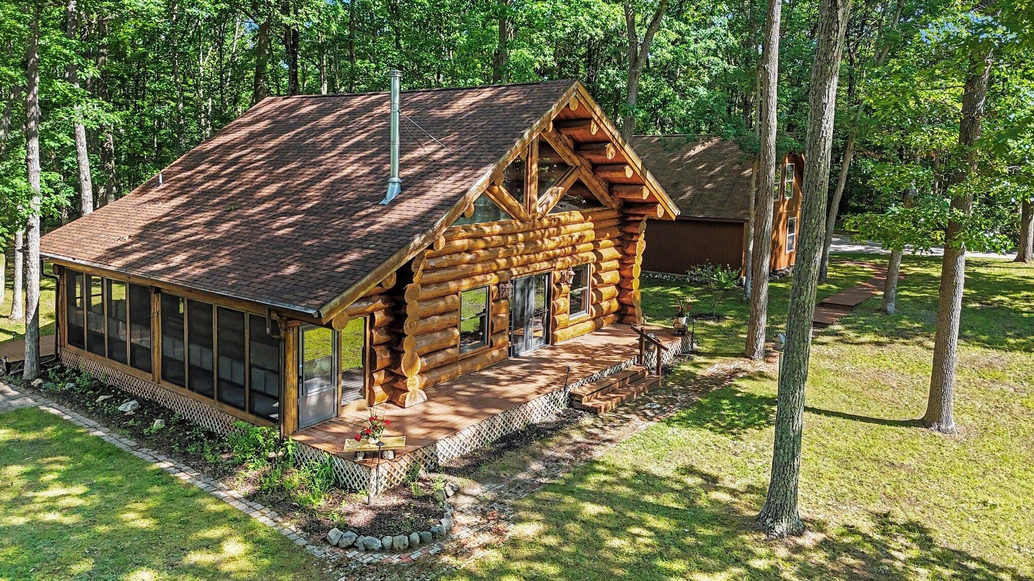 653 N Jack Pine Road