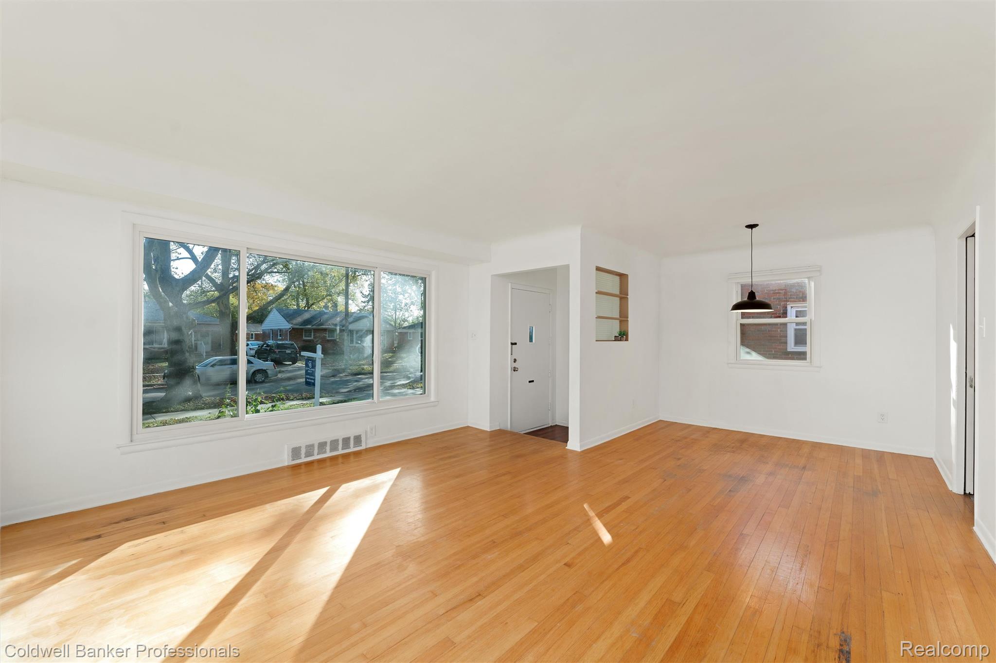 24251 Westhampton Street