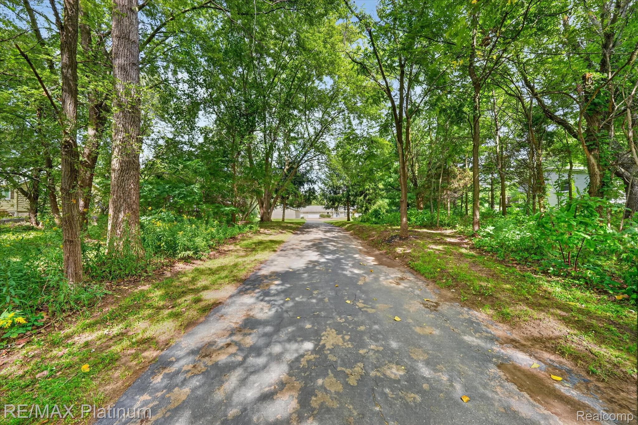 4254 W Highland Road