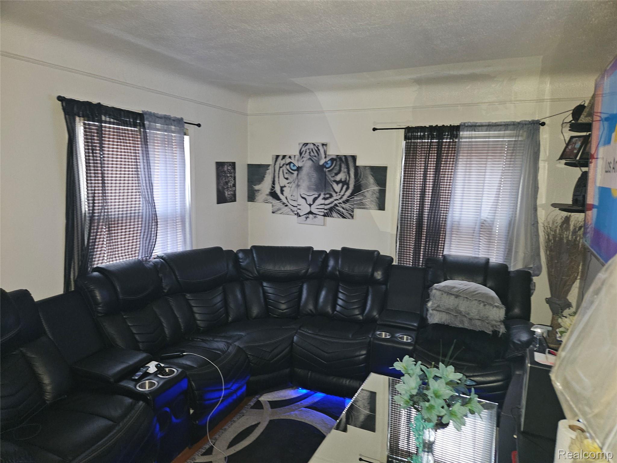 16069 Carlisle Street