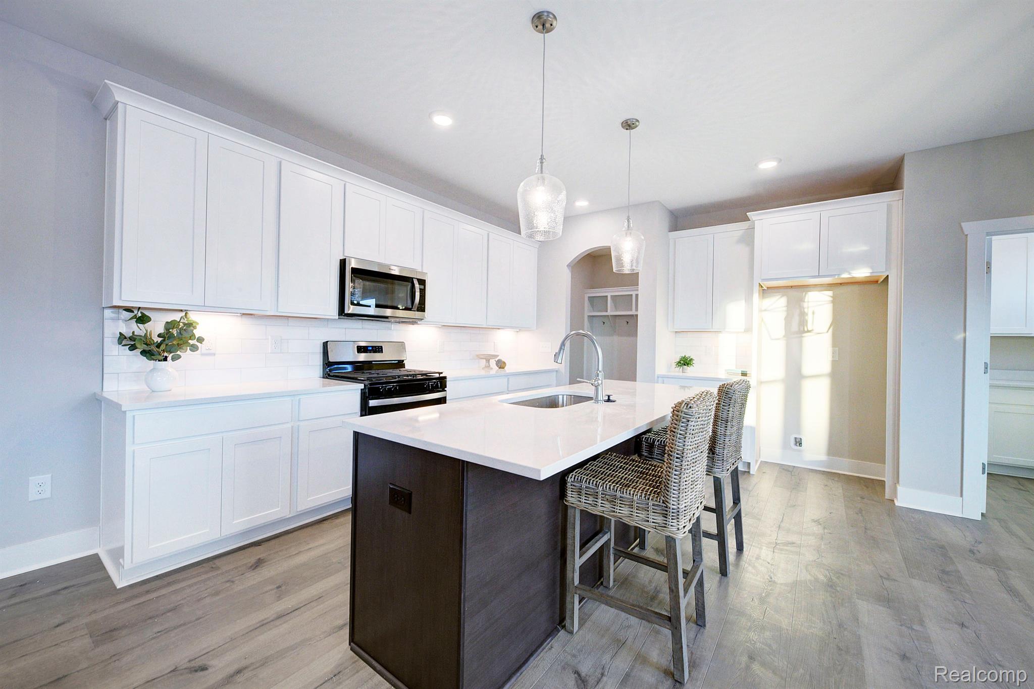 513 ROUND ROCK (MOH 77)