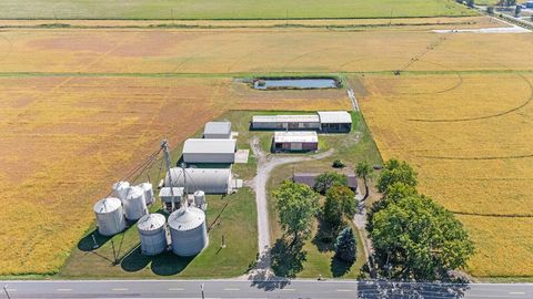 2362 Browntown Road Weesaw Township MI 49101